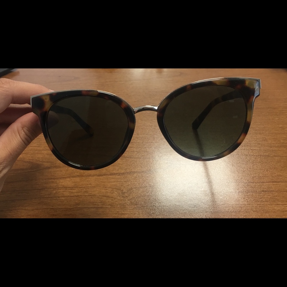 Women’s sunglasses